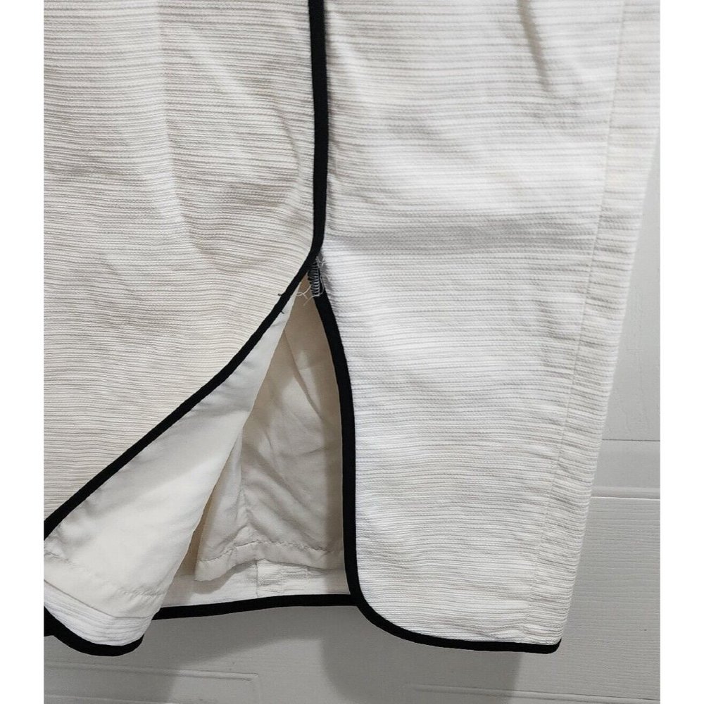 Ann Taylor Women's Woven Crinkle Pencil Skirt White/Black Piping Petite Size 2P - Picture 4 of 10